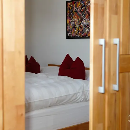84qm, 2 Schlafzimmer *